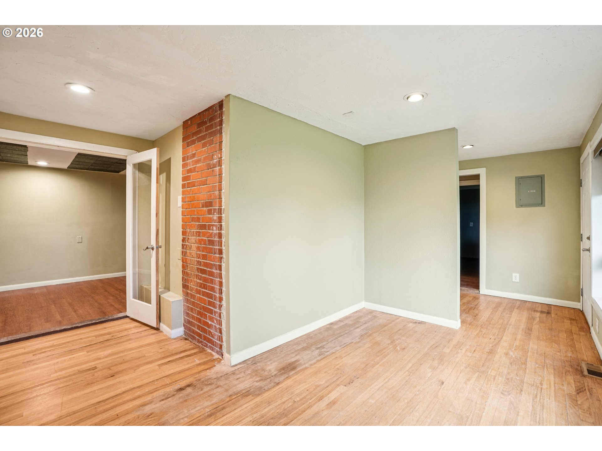 12444 Southwest 57th Avenue Portland, OR 97219 - Photo 17 of 44 a view of empty room