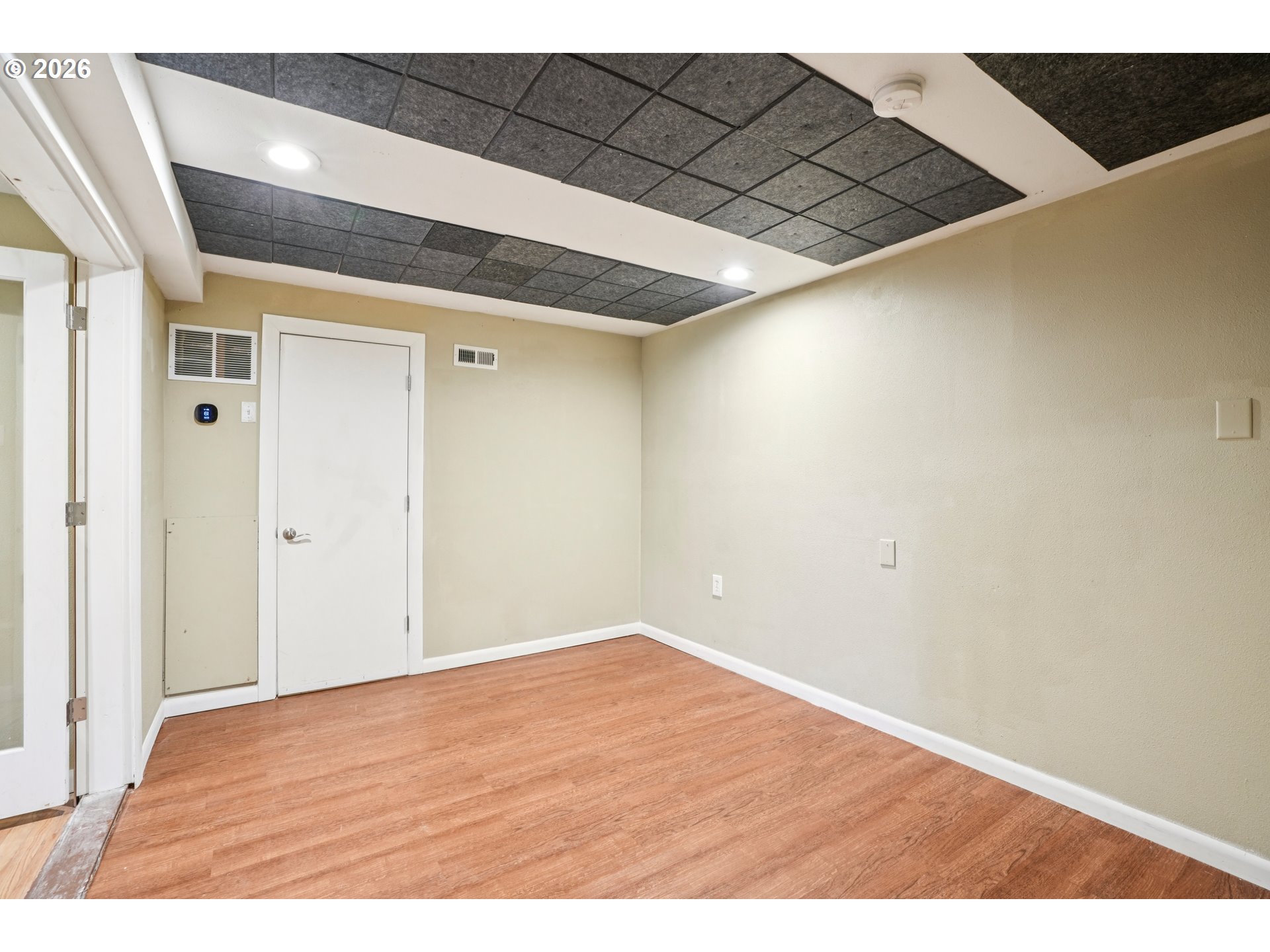 12444 Southwest 57th Avenue Portland, OR 97219 - Photo 20 of 44 a view of an empty room