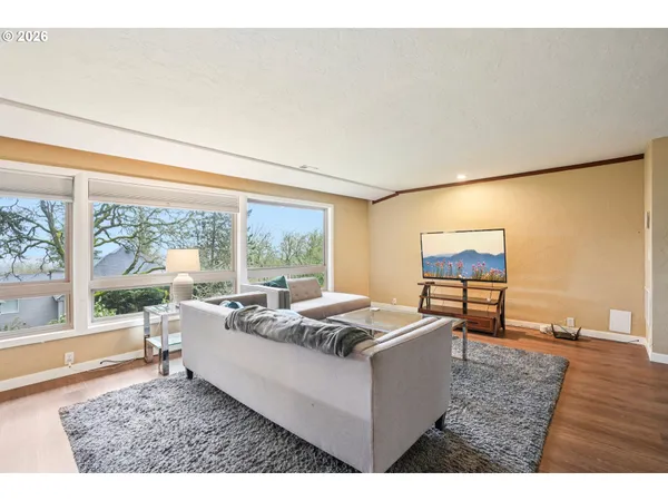 $875,000 | 12444 Southwest 57th Avenue, Portland, OR 97219