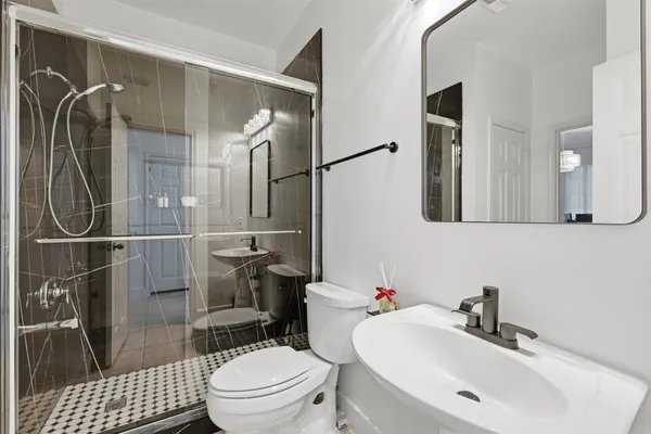 $499,990 | 20022 Glen Lake Drive, Spring, TX 77388