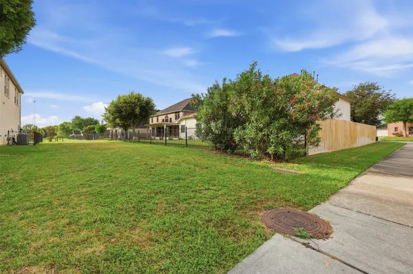 $499,990 | 20022 Glen Lake Drive, Spring, TX 77388