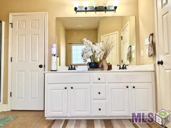 $255,000 | 3711 Plantation Ridge Drive, Addis, LA 70710