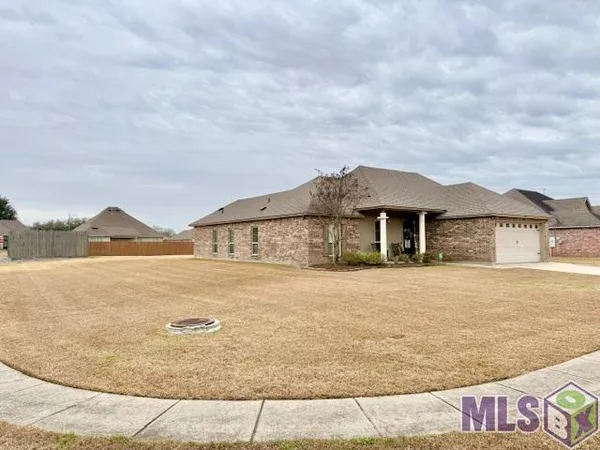 $255,000 | 3711 Plantation Ridge Drive, Addis, LA 70710