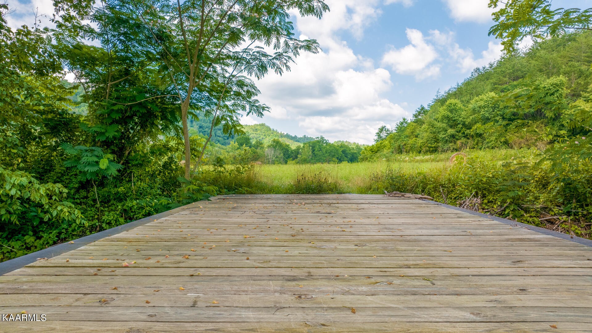 4975 Pearl Valley Road Sevierville, TN 37876 - Photo 24 of 27 Gallery Image 24