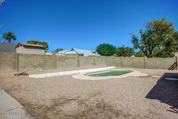 $1,975 | 1208 East Wickieup Lane, Phoenix, AZ 85024