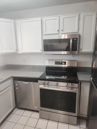$1,975 | 1208 East Wickieup Lane, Phoenix, AZ 85024
