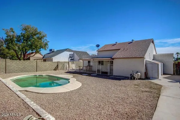 $2,050 | 1208 East Wickieup Lane, Phoenix, AZ 85024