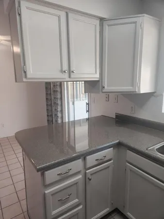 $1,975 | 1208 East Wickieup Lane, Phoenix, AZ 85024