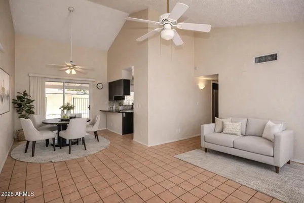 $1,975 | 1208 East Wickieup Lane, Phoenix, AZ 85024
