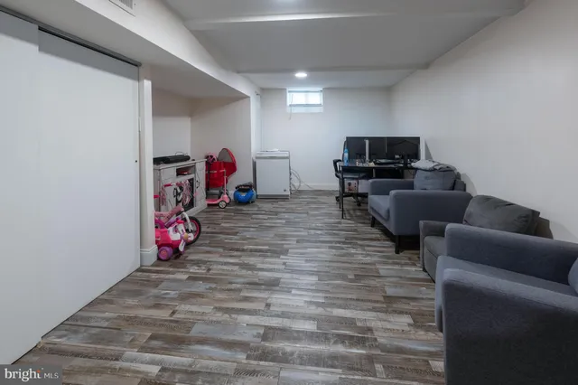 $265,000 | 103 Middlesex Street, Gloucester City, NJ 08030