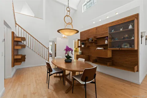 $1,095,000 | 1 Deerfoot Lane, Yonkers, NY 10710