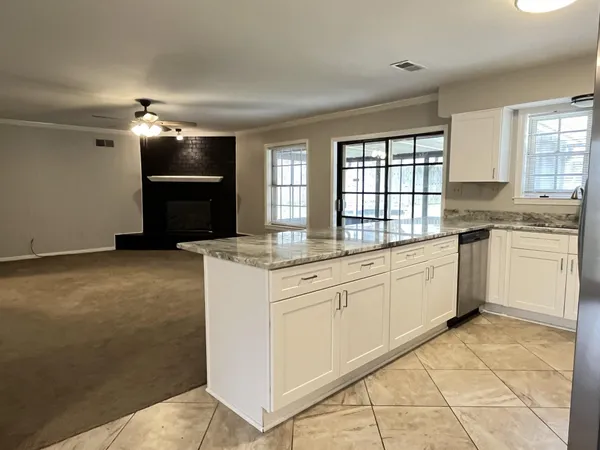 $2,500 | 7260 Eastern Avenue, Memphis, TN 38138