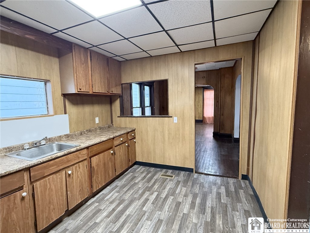 616 Cherry Street Jamestown, NY 14701 - Photo 4 of 27