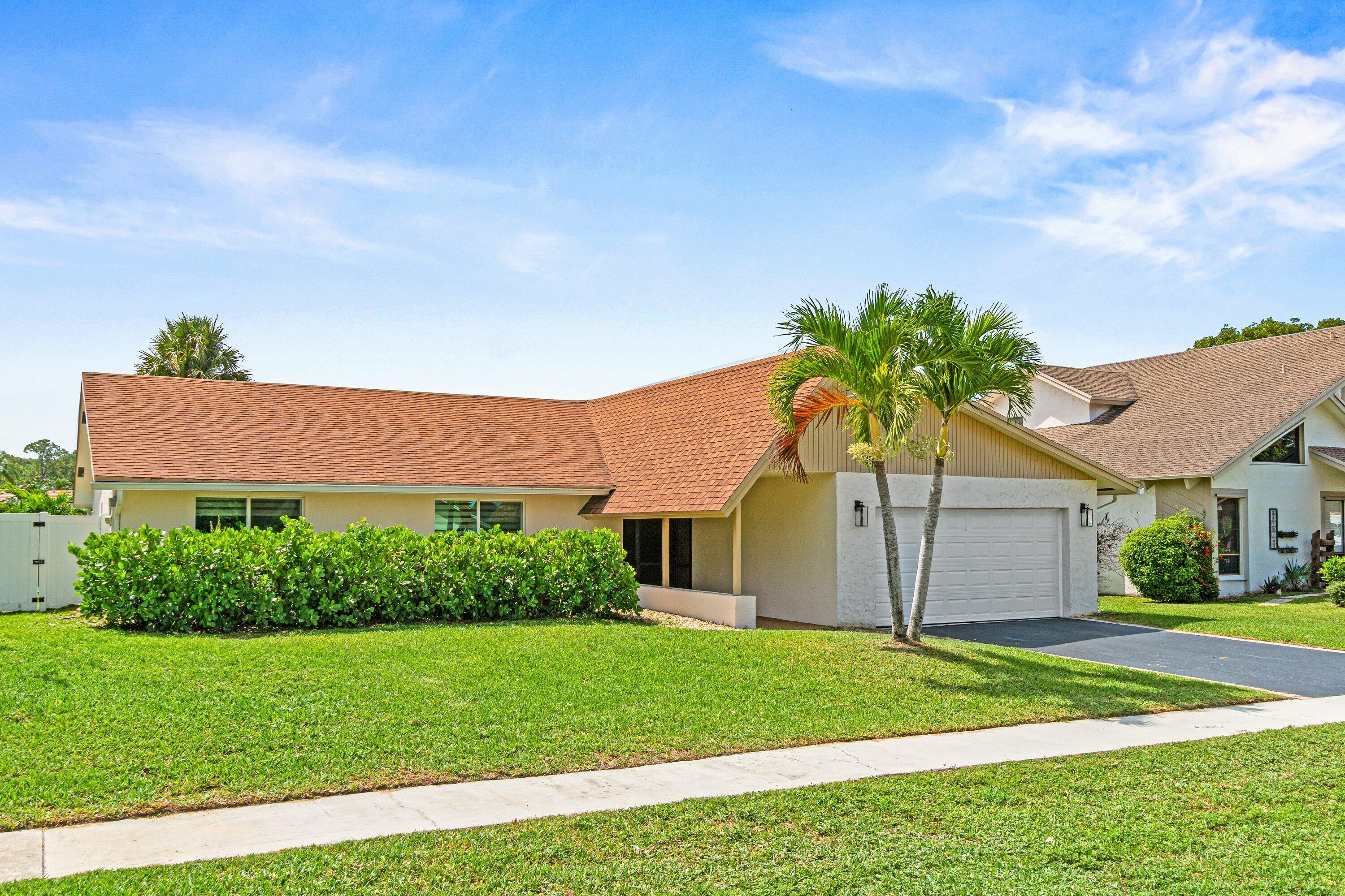 11372 Little Bear Way Boca Raton, FL 33428 - Photo 1 of 31 002-11372LittleBearWay-BocaRaton-FL-3342