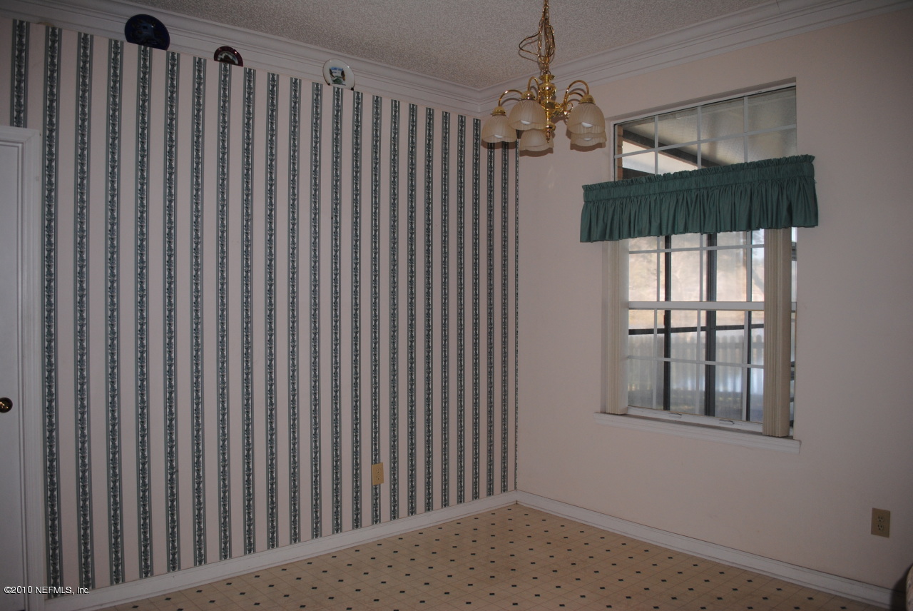 11883 Swooping Willow Road Jacksonville, FL 32223 - Photo 15 of 20 Large breakfast area