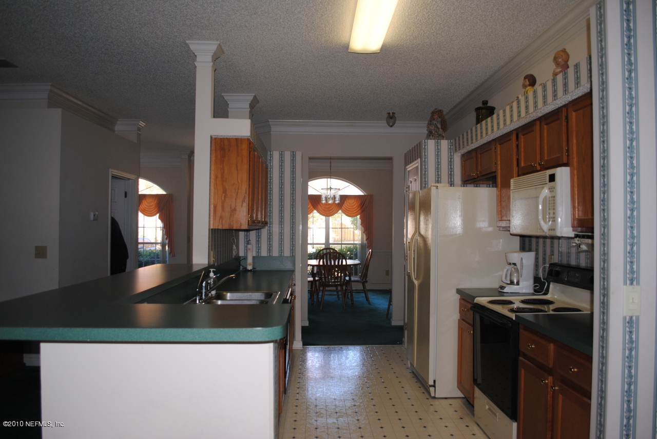 11883 Swooping Willow Road Jacksonville, FL 32223 - Photo 6 of 20 The kitchen from another angle