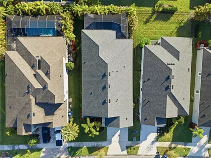a view of an outdoor space and a yard