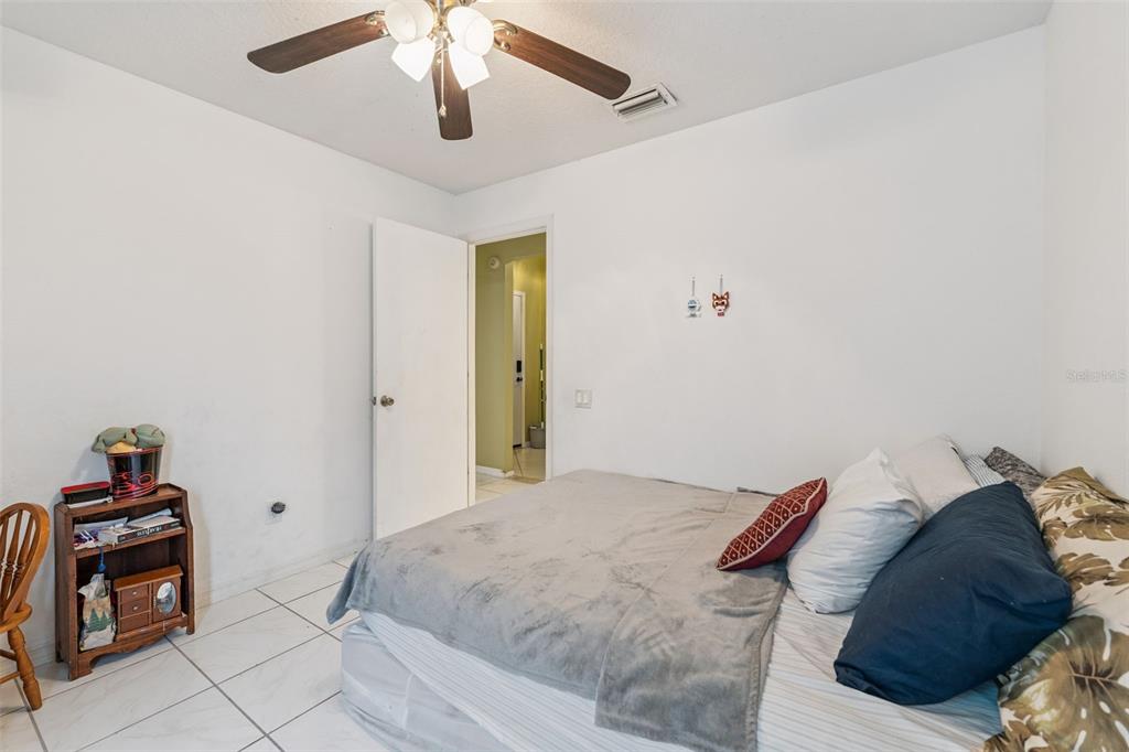 11340 Calgary Circle Tampa, FL 33624 - Photo 10 of 24