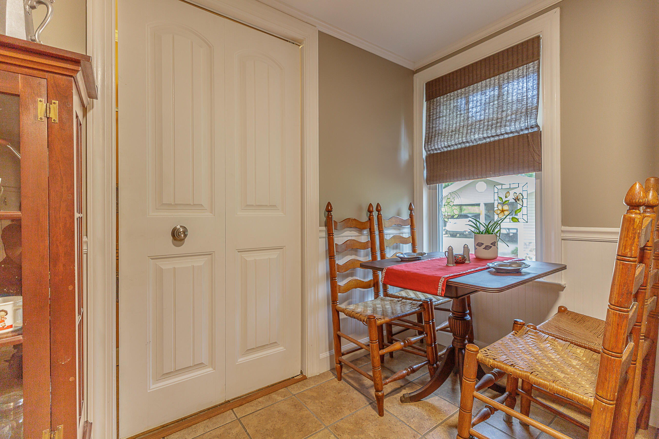 71 McCarter Road LaFayette, GA 30728 - Photo 15 of 53 Breakfast Nook