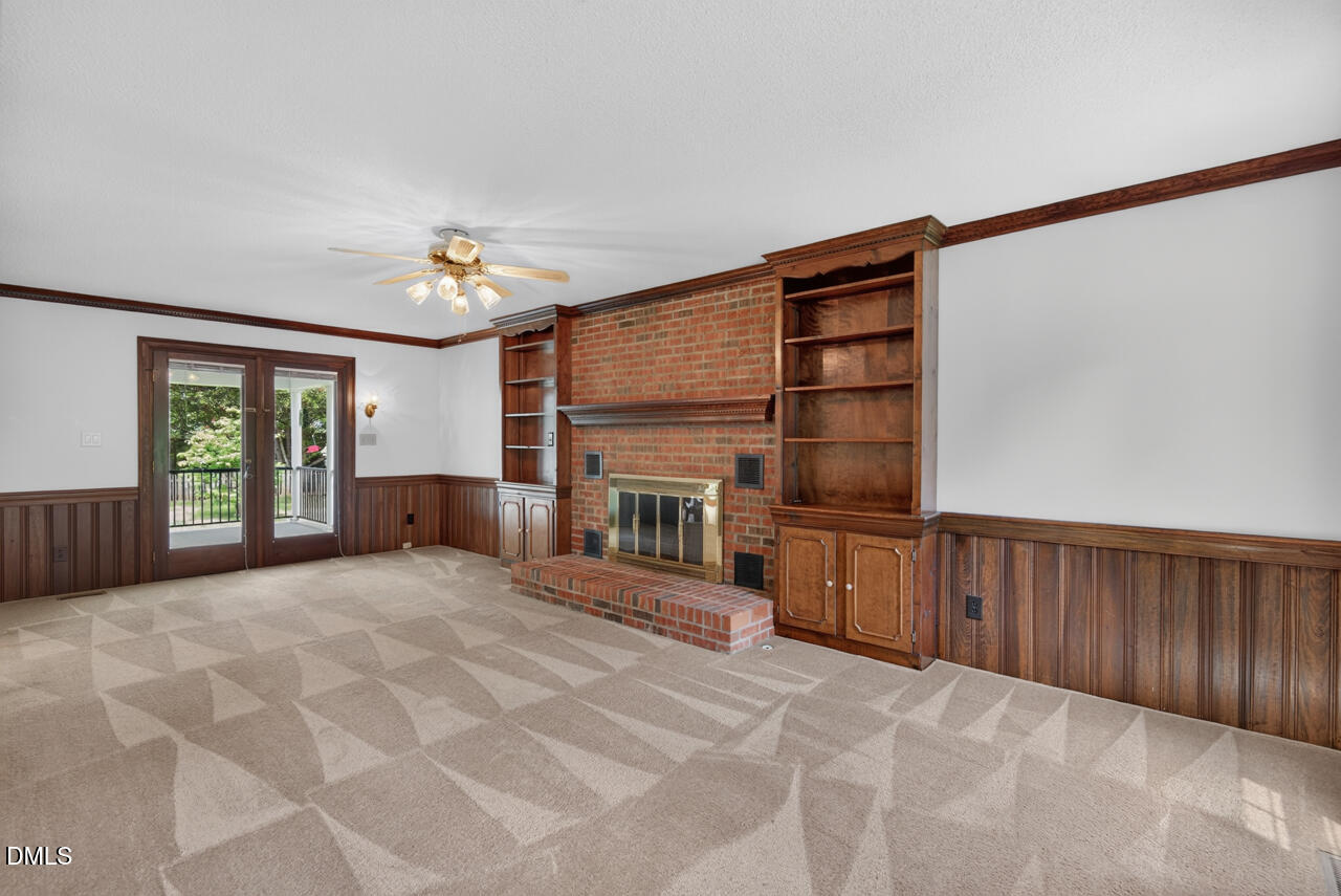 6125 Iris Drive Raleigh, NC 27612 - Photo 7 of 50 08