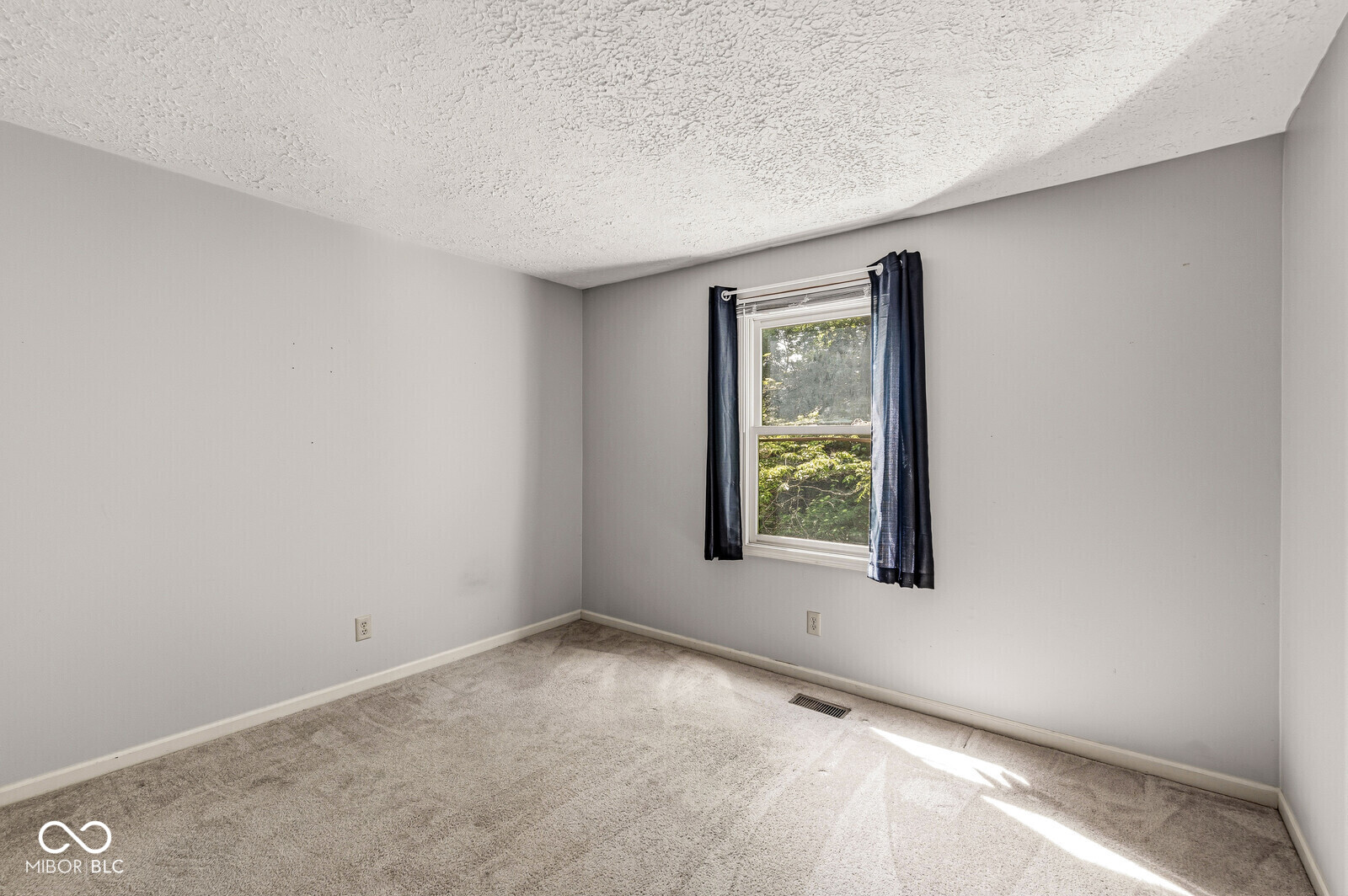 7701 Garrick Street Fishers, IN 46038 - Photo 25 of 37