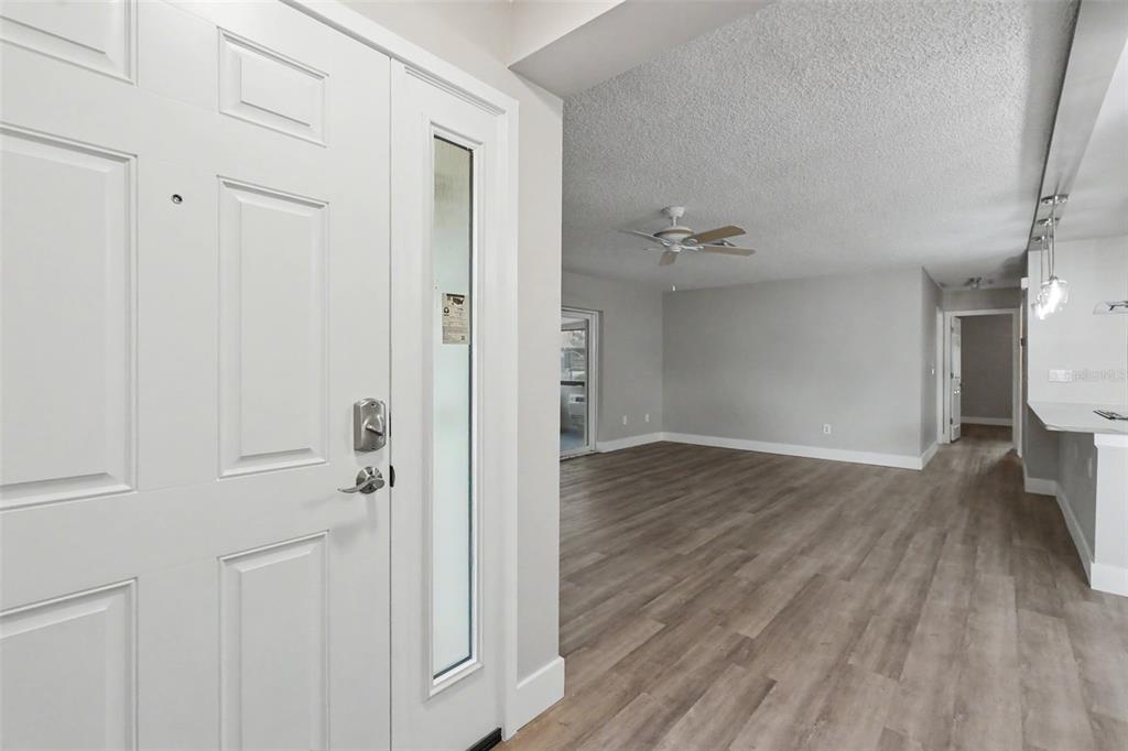 1502 16th Circle Southeast, Unit 28 Largo, FL 33771 - Photo 4 of 48