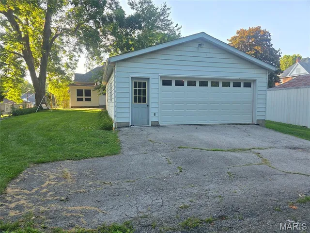 $314,900 | 672 Jefferson Street, Ste. Genevieve, MO 63670