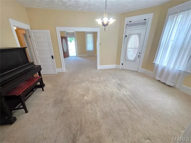 $314,900 | 672 Jefferson Street, Ste. Genevieve, MO 63670