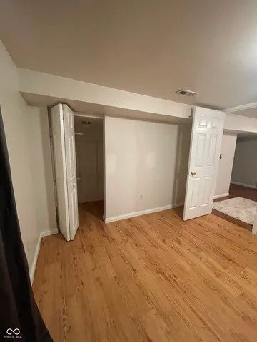 $1,800 | 924 Main Street, Beech Grove, IN 46107