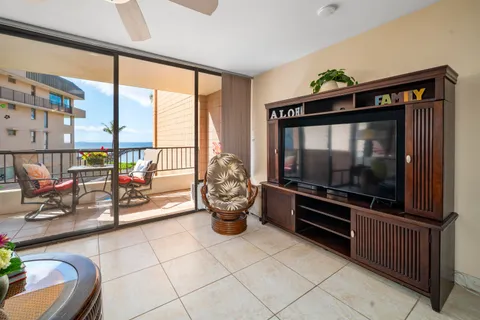 $315,000 | 30 Hauoli Street, Unit 202, Wailuku, HI 96793