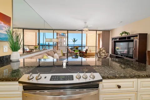 $315,000 | 30 Hauoli Street, Unit 202, Wailuku, HI 96793