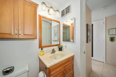 $315,000 | 30 Hauoli Street, Unit 202, Wailuku, HI 96793