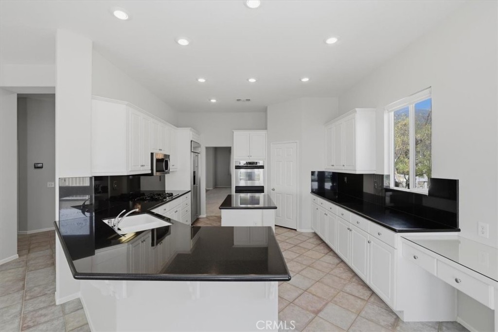 9849 Meadowood Drive Rancho Cucamonga, CA 91737 - Photo 24 of 61