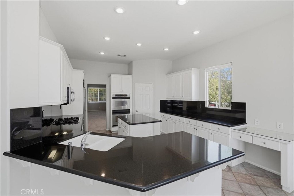 9849 Meadowood Drive Rancho Cucamonga, CA 91737 - Photo 25 of 61