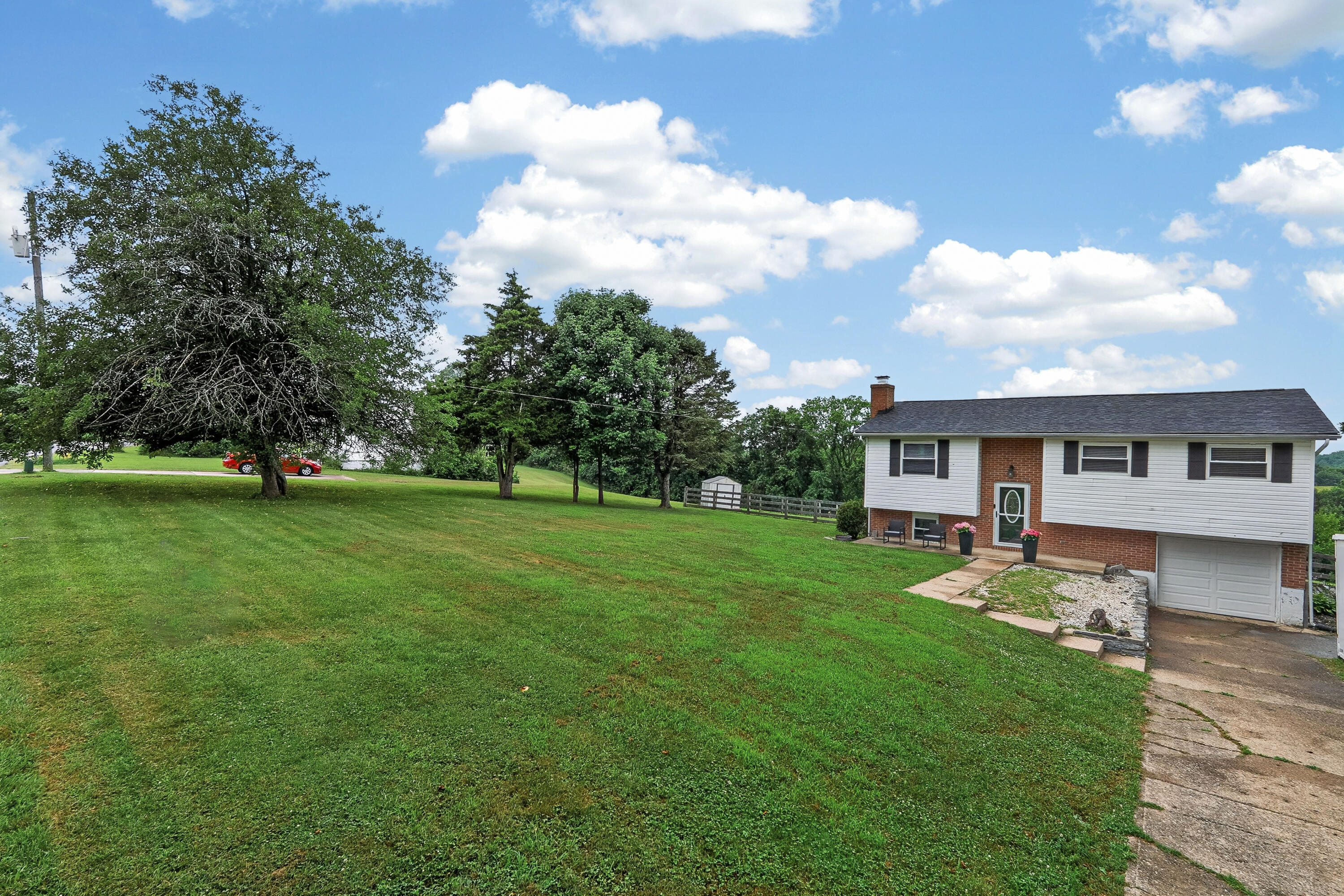 1872 Bird Road Independence, KY 41051 - Photo 2 of 20 Bird-3