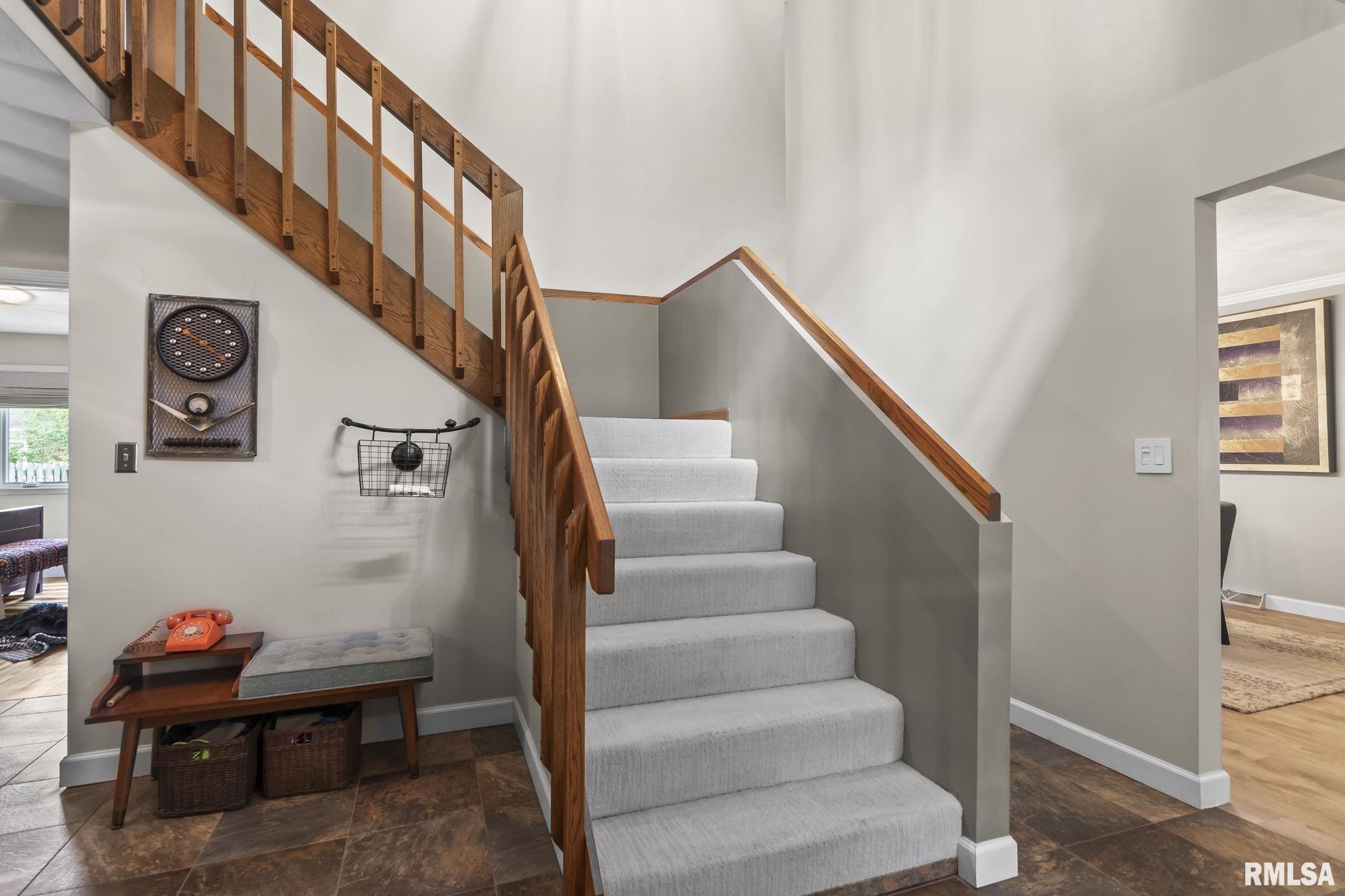 1805 Cog Mill Springfield, IL 62704 - Photo 4 of 40