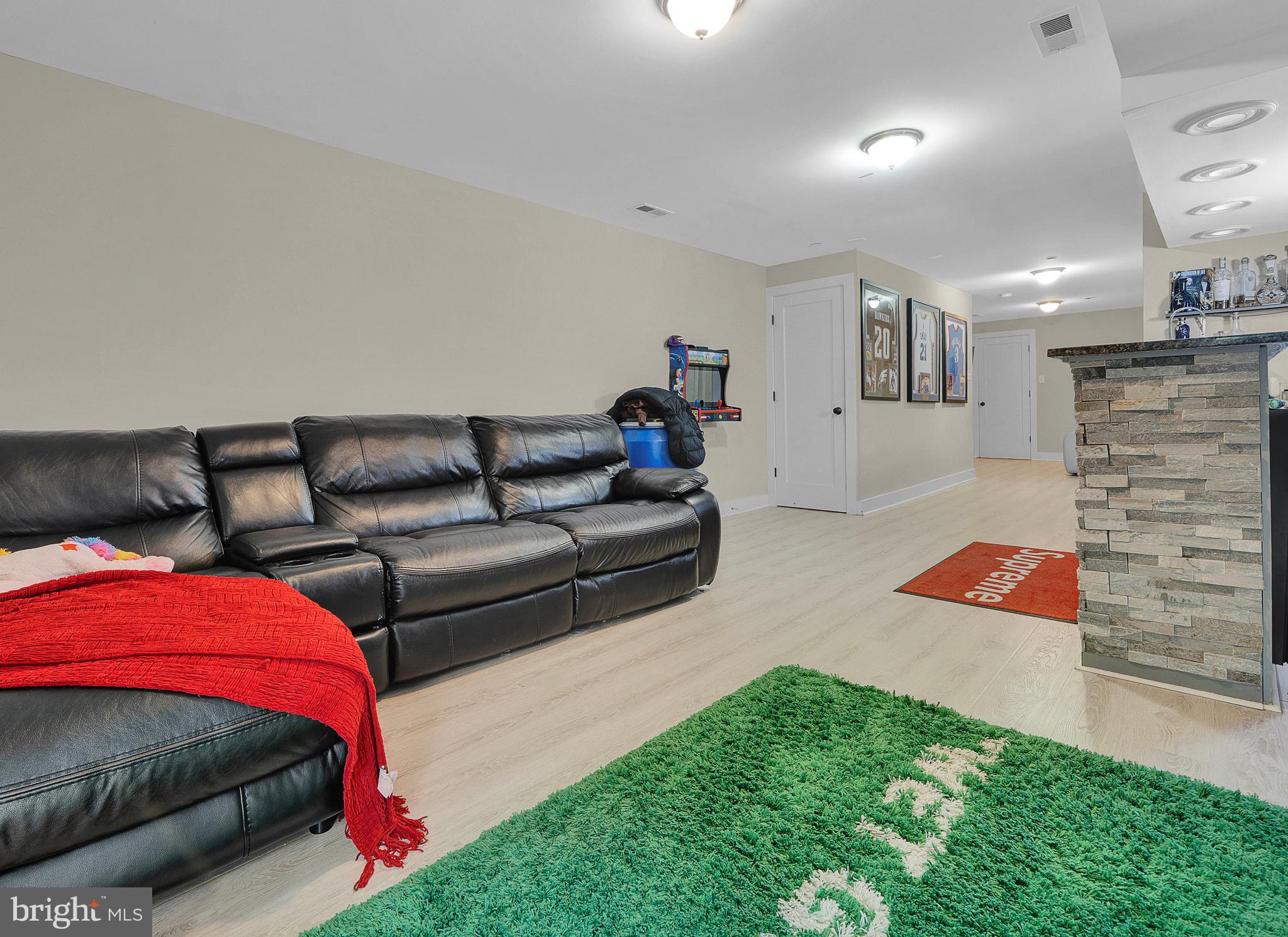4743 Sheldon Street Philadelphia, PA 19127 - Photo 28 of 32