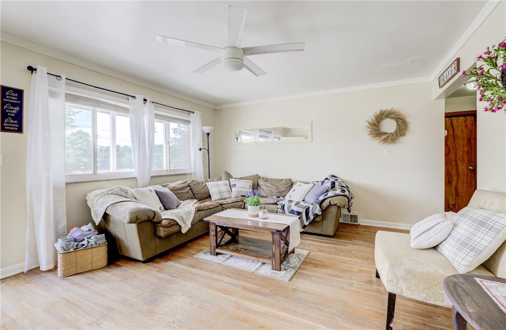 1812 Brodhead Road Aliquippa, PA 15001 - Photo 3 of 22 Gallery Image 3