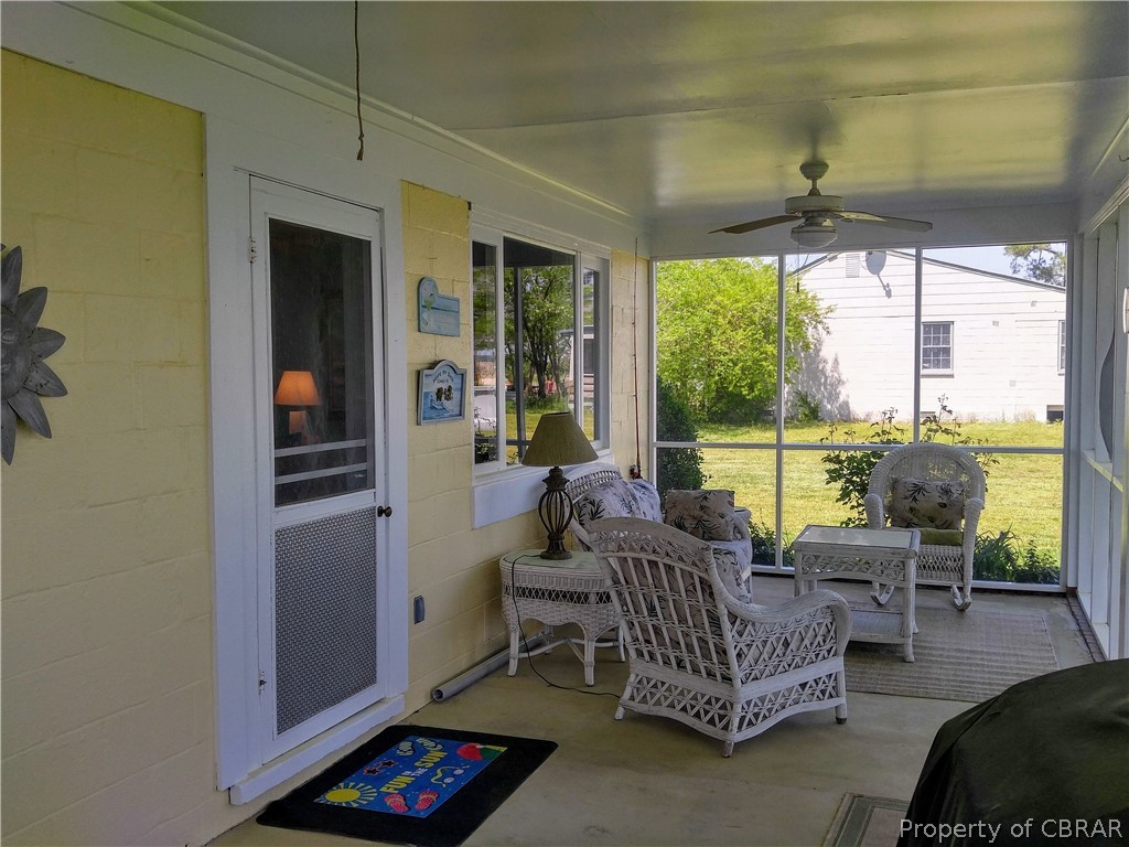 638 Jones Point Beach Road Laneview, VA 22504 - Photo 13 of 26 Gallery Image 13