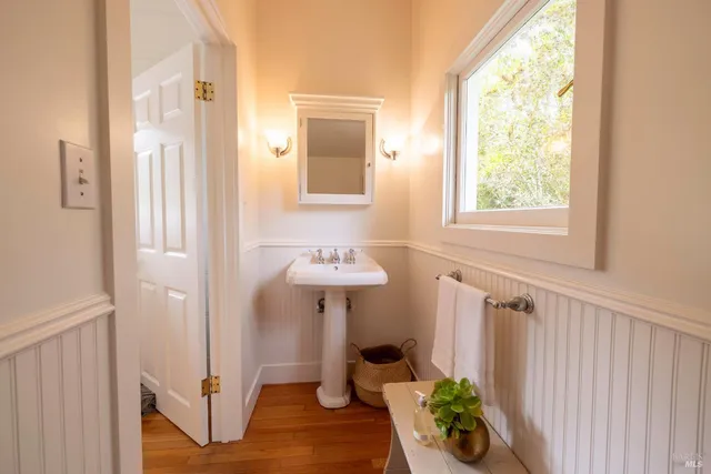 $1,650,000 | 10 Park Avenue, Bolinas, CA 94924