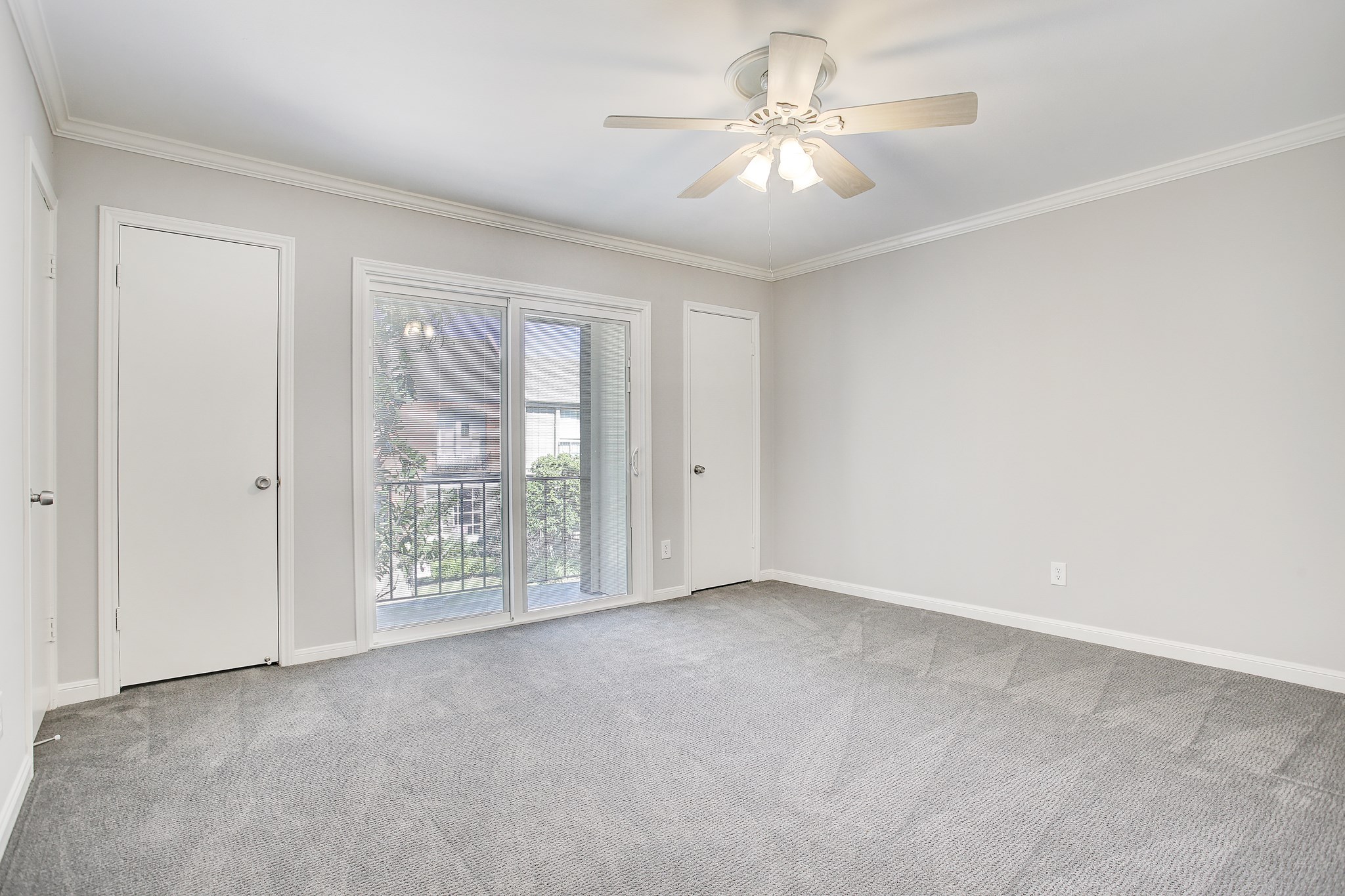 7527 Del Monte Drive Houston, TX 77063 - Photo 13 of 18