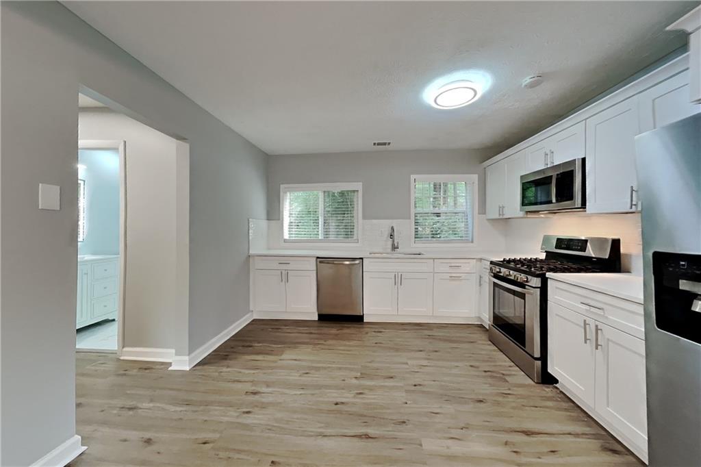 415 Ridgedale Way Lawrenceville, GA 30044 - Photo 5 of 19