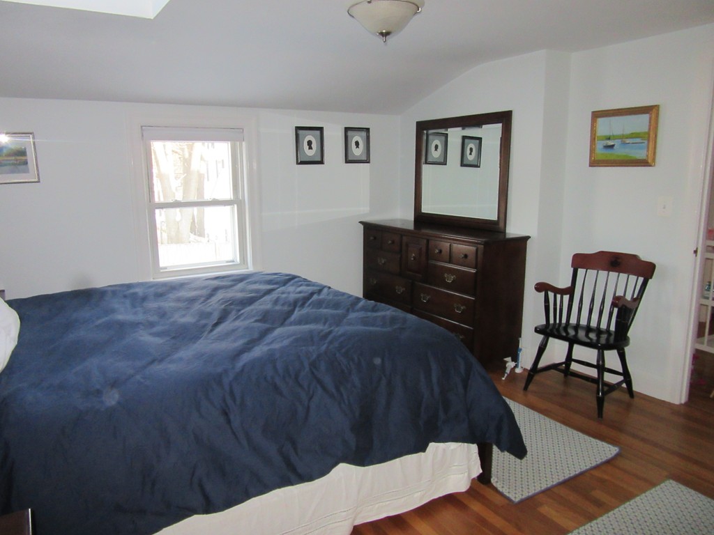 28 Emerson Road Needham, MA 02492 - Photo 12 of 22