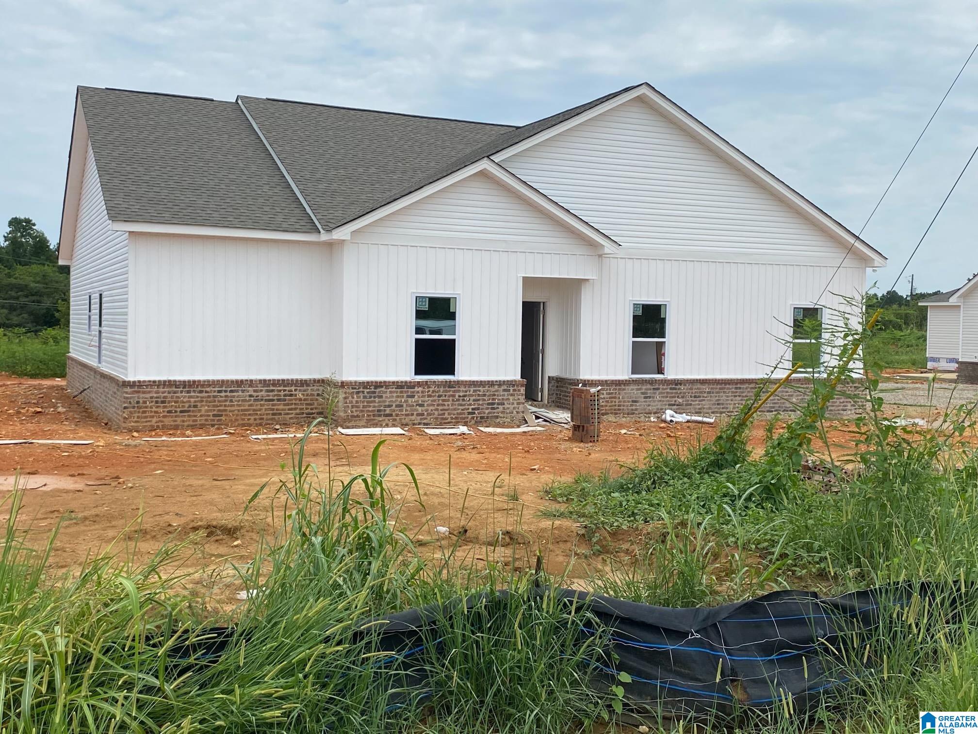 208 Masters Road Bessemer, AL 35023 - Photo 2 of 5