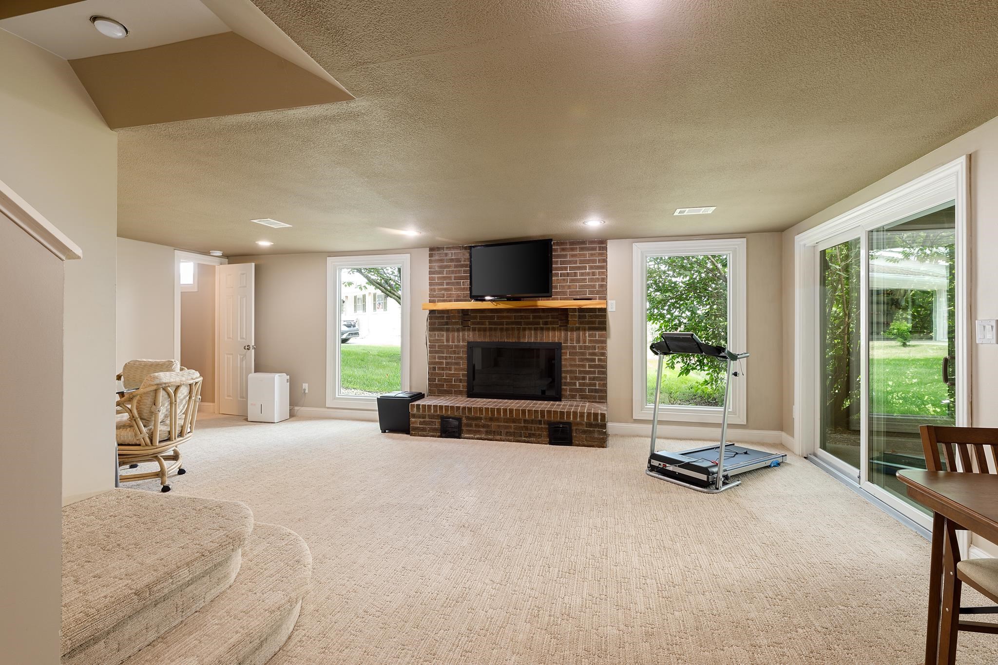 4272 Ridgemoor Drive Traverse City, MI 49684 - Photo 40 of 60