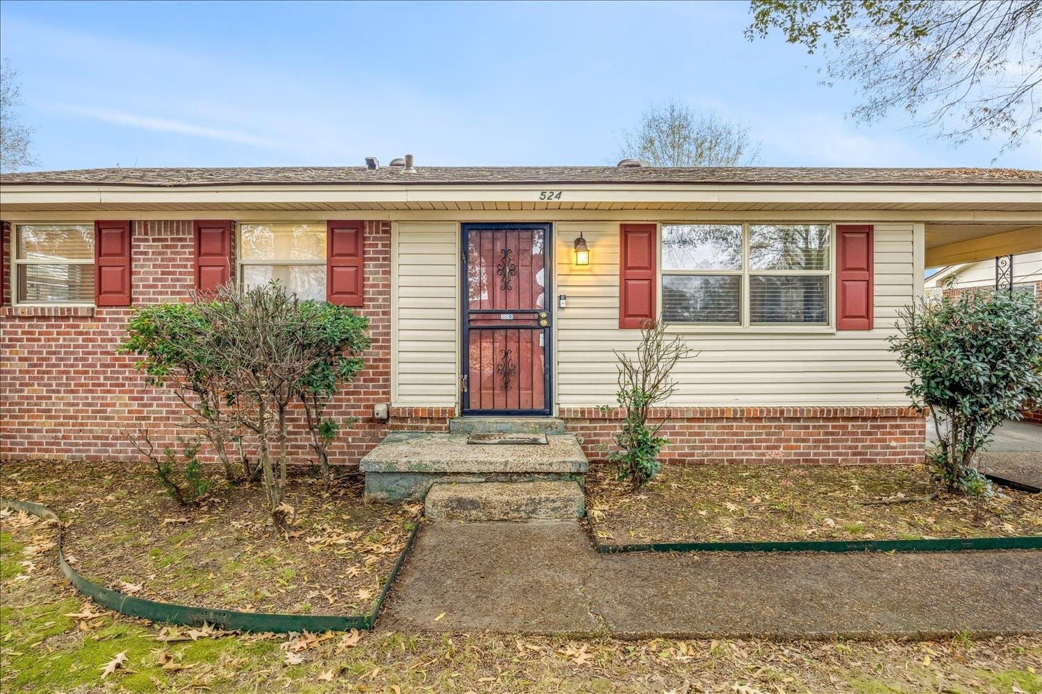 524 Mineral Road Memphis, TN 38120 - Photo 23 of 26 front view of a house