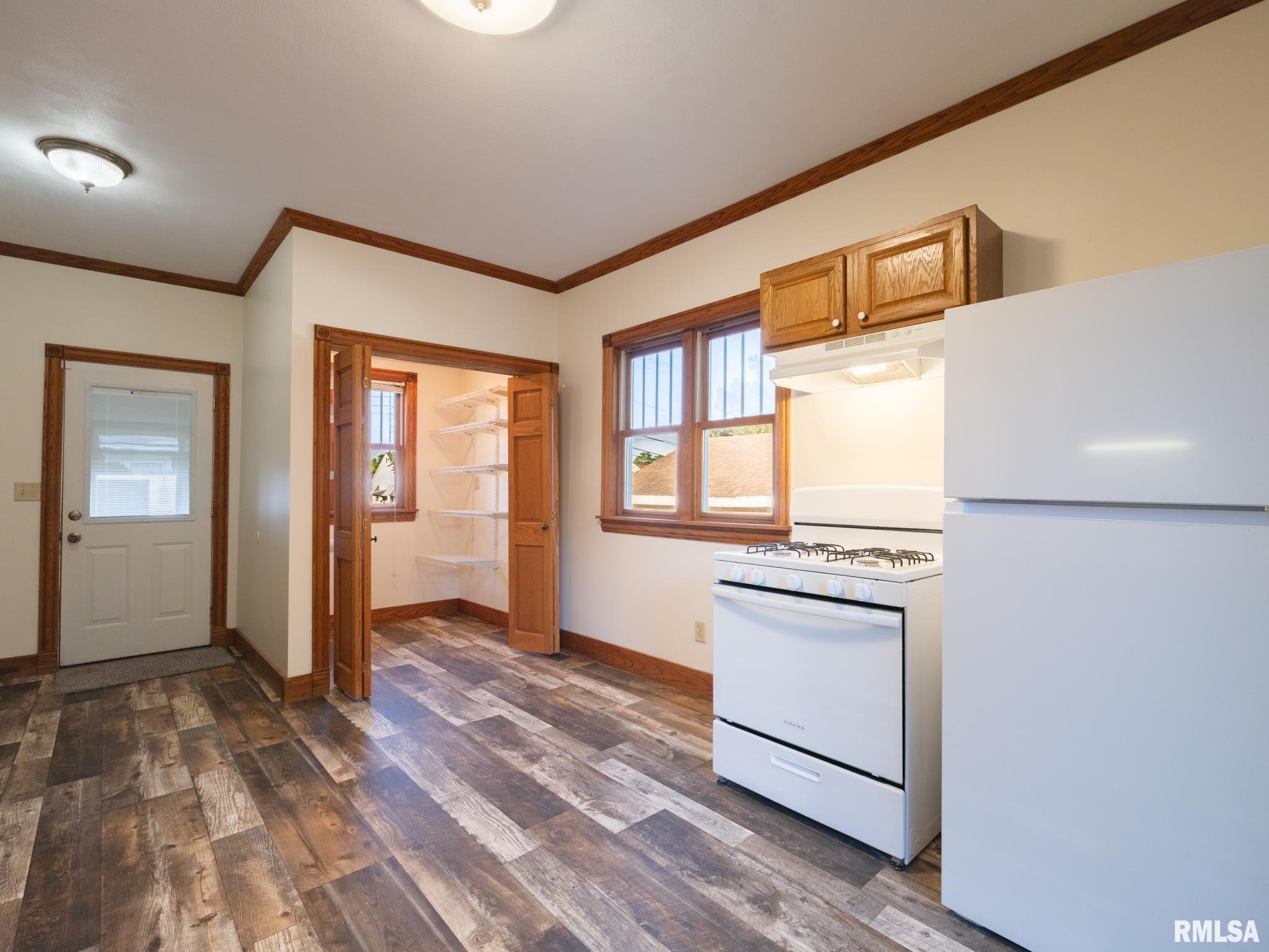 4236 North Prospect Road Peoria, IL 61603 - Photo 13 of 47