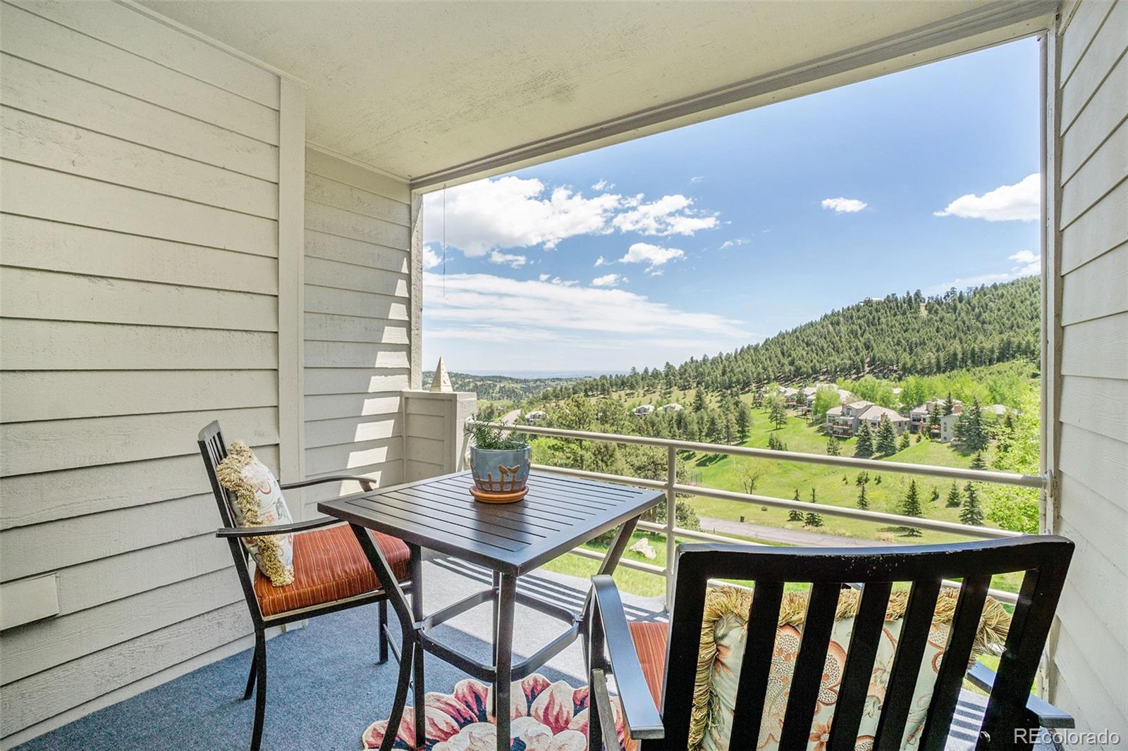 694 Ridgeside Drive Golden, CO 80401 - Photo 6 of 24 Gallery Image 6