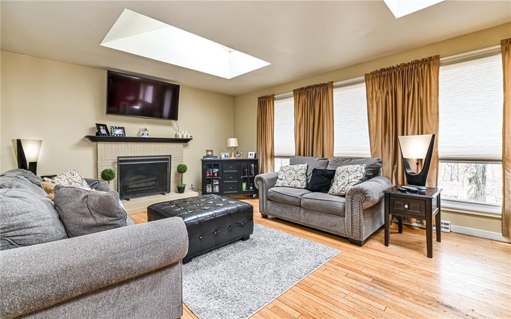 140 Killarney Road Wexford, PA 15090 - Photo 2 of 24 Gallery Image 2