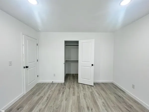 $399,990 | 285-287 Scenic Avenue, Campobello, SC 29322